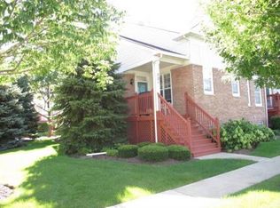 721 W Georgian Ct, Addison, IL 60101