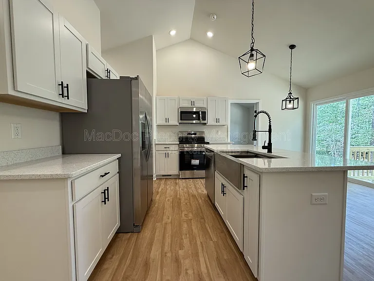 47 Birch Ln — Photo 7