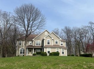 930 Sheffield Forest Ct, Ballwin, MO 63021