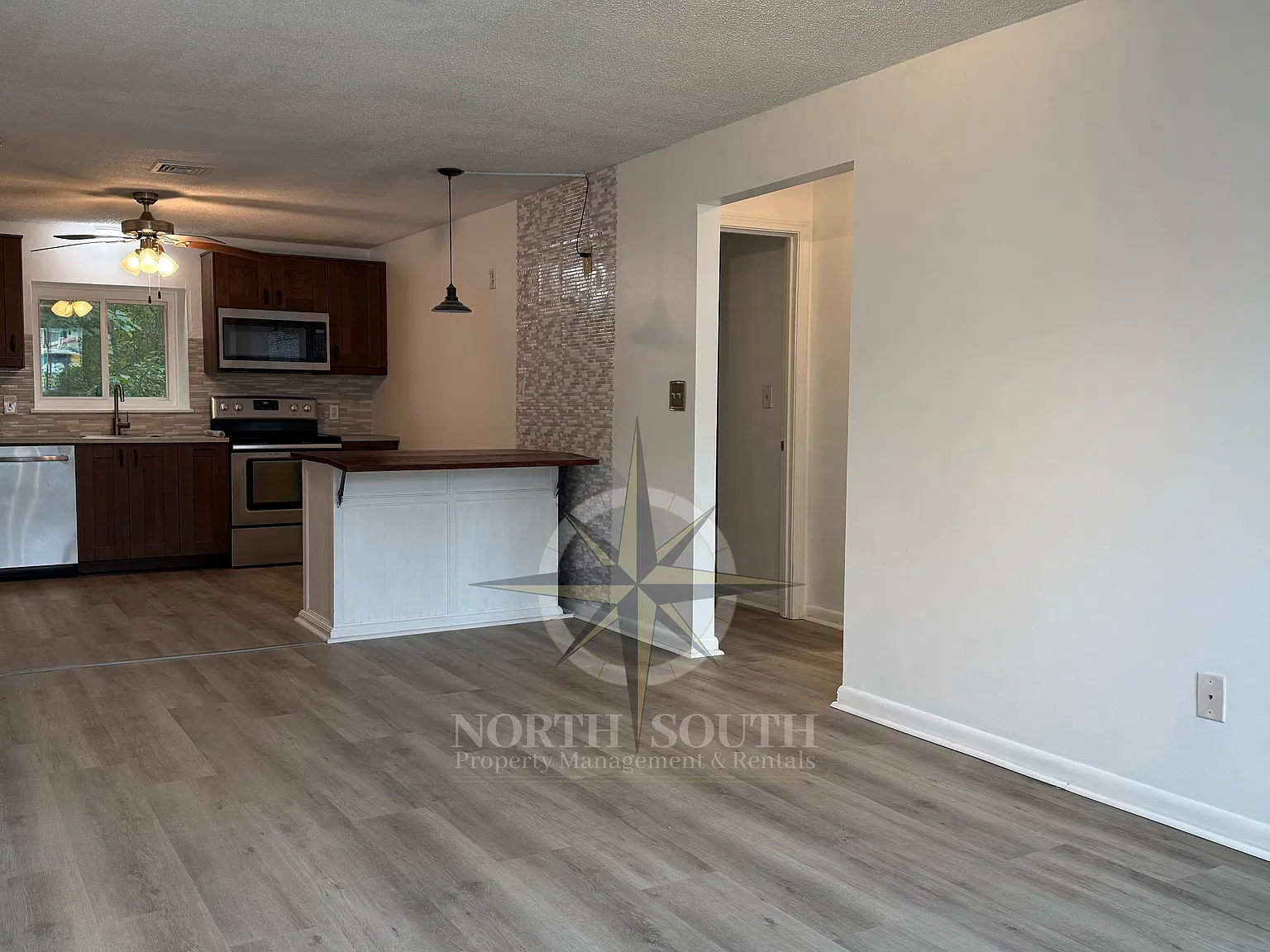5455 North Main Street - 8B — Photo 3