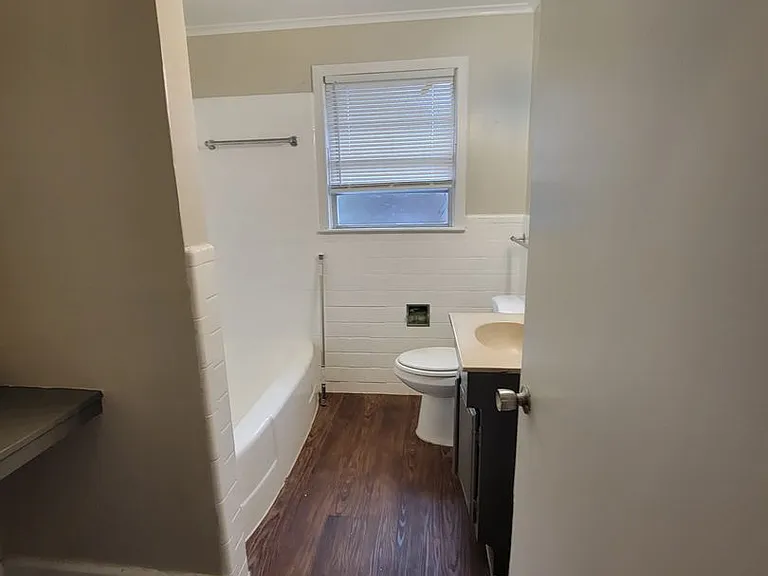 188 Charles Ave #188 — Photo 18