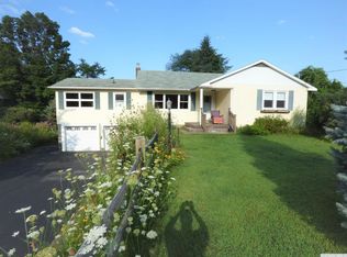 2447 Brookview Rd, Castleton, NY 12033