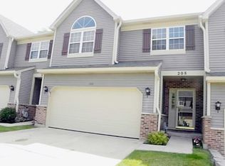 208 Dunridge Cir, Dundee, IL 60118