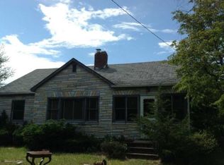 9255 Main Rd, Mattituck, NY 11952