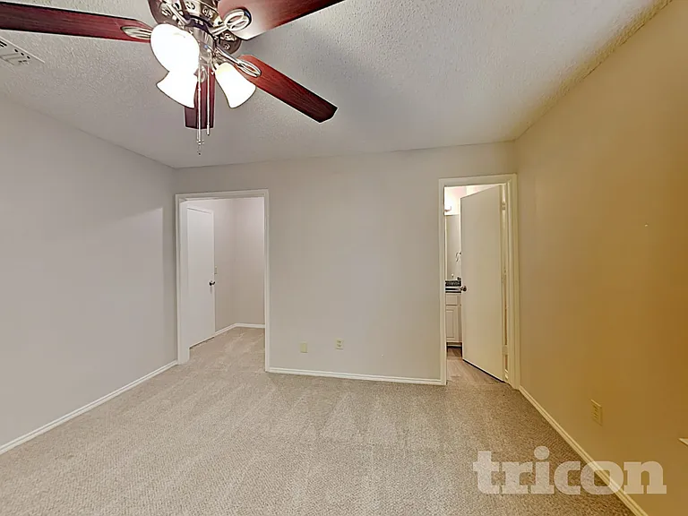 802 Wind Brooke Dr — Photo 9