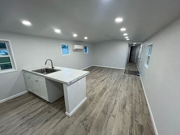 From kitchen to front beds