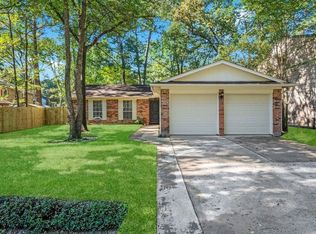 22 S Woodstock Circle Dr, Spring, TX 77381