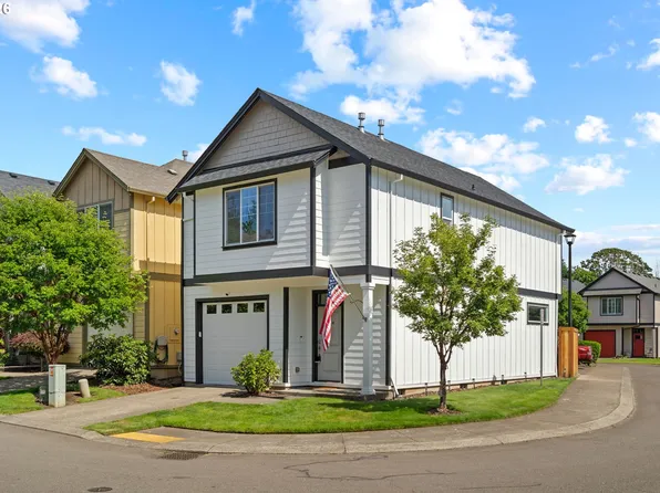 17474 SE Reserve Loop, Milwaukie, OR 97267