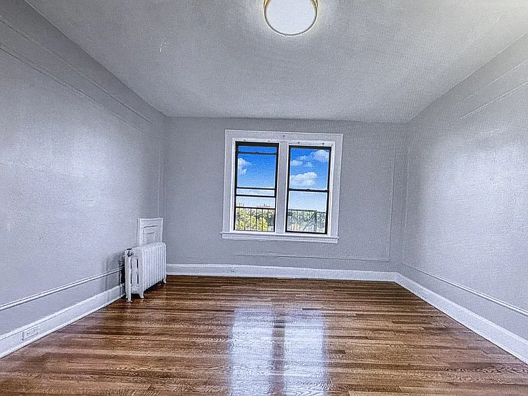 330 Elmora Ave #J — Photo 16
