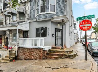 1235 Buttonwood St, Reading, PA 19604