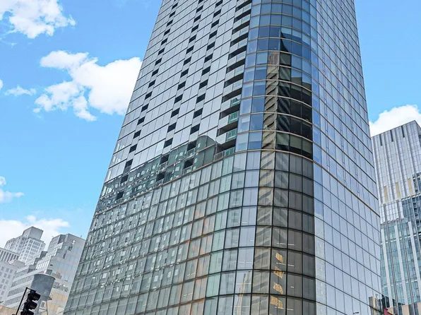 600 N Fairbanks Ct Unit 2304, Chicago, IL 60611