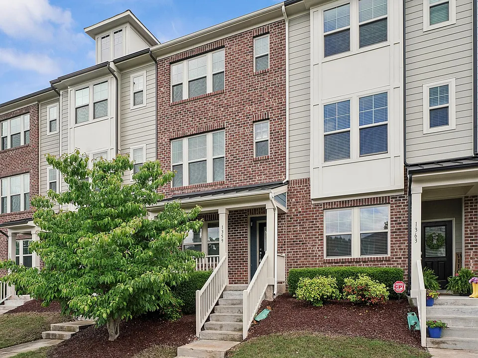 1359 Town Home Dr