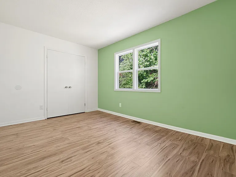 2509 Stadium Dr — Photo 11