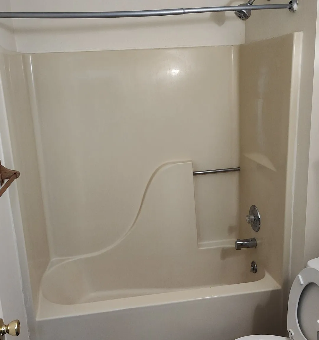 2 bed, 700 sqft, $975 — Photo 4