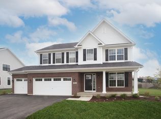 1051 Avery Ridge Cir, Lake Zurich, IL 60047