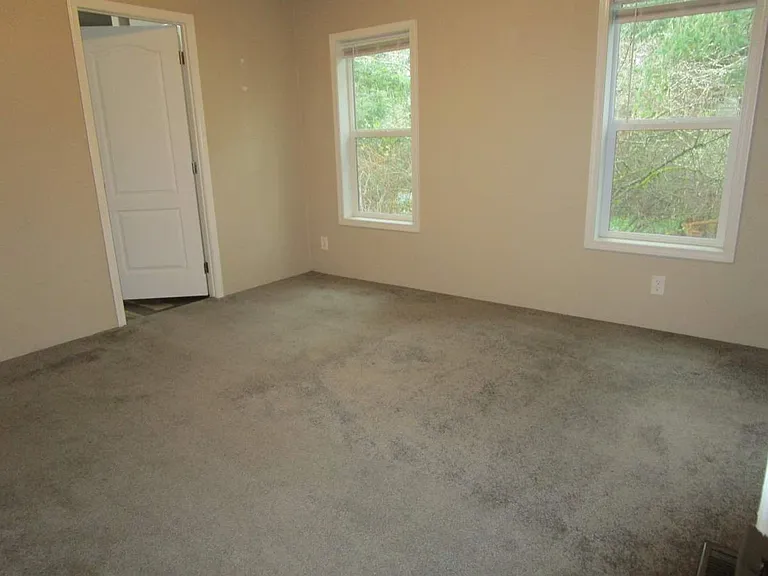 19518 18th Street Ct SW — Photo 11