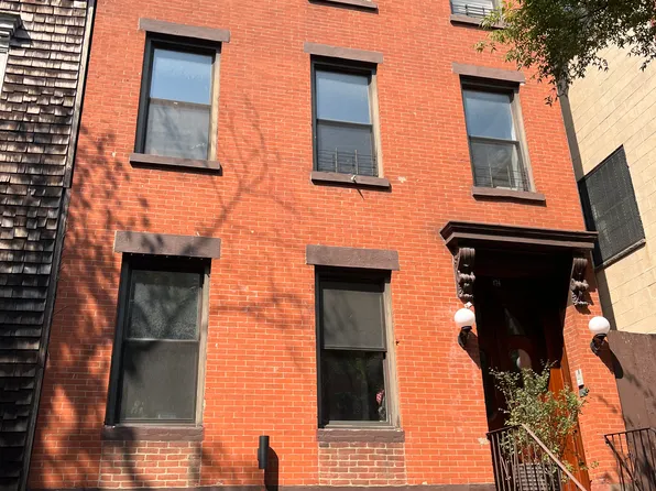 174 Carlton Avenue image 1 of 17