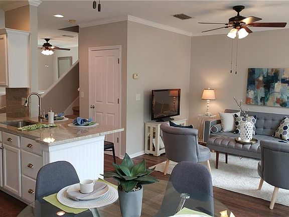 4th image of 10010 Tate Ln