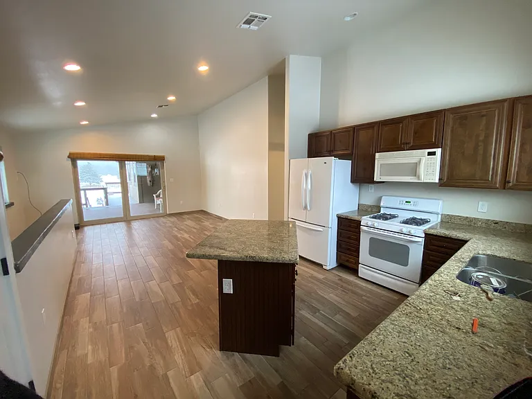 4866 Failte Ln — Photo 10