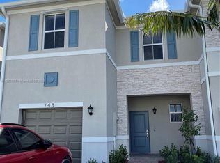 748 SE 17th St #1, Homestead, FL 33034