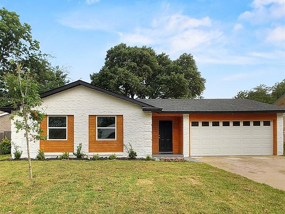 2nd image of 1204 Cedar Brush Trl