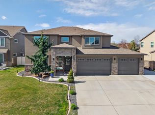 1393 Diamond Loop, West Richland, WA