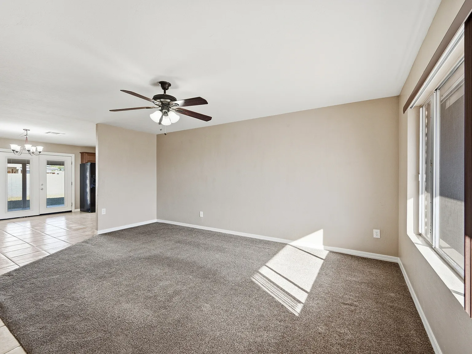 4 bed, 1456 sqft, $2,095 — Photo 3