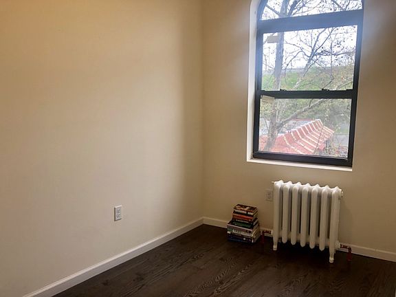 5th image of 154-156 154-156 South Broadway #3W