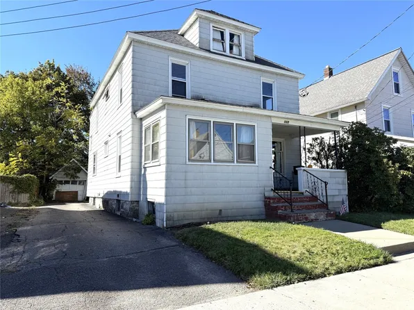 117 Hill Ave, Endicott, NY 13760