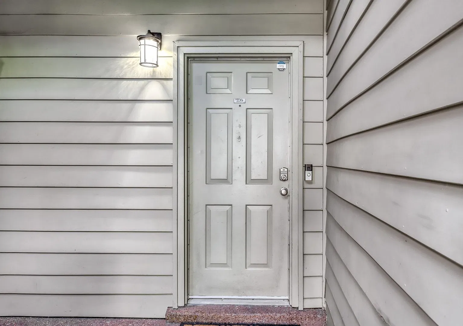 Spacious 2-Bedroom, 2-Bath Condo with Pool in Nashville — Photo 4