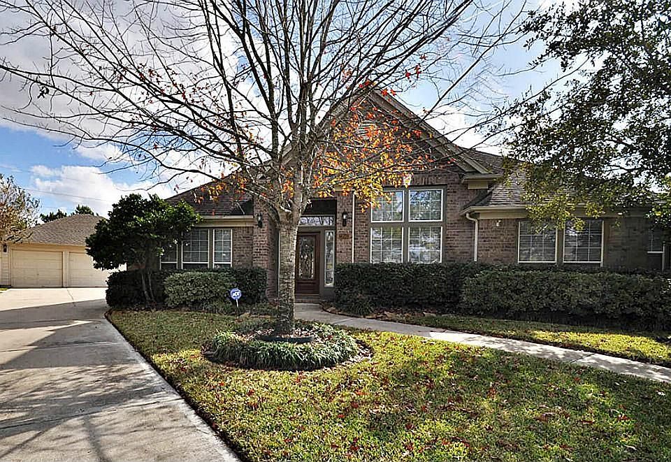 1st image of 23503 Brinmont Place Ct