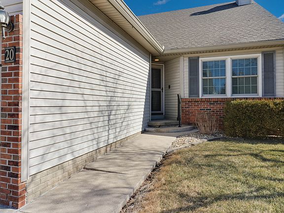 2nd image of 20 Crystal Ct