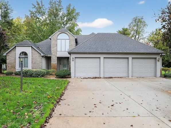 22498 Fireside Dr, Goshen, IN 46528