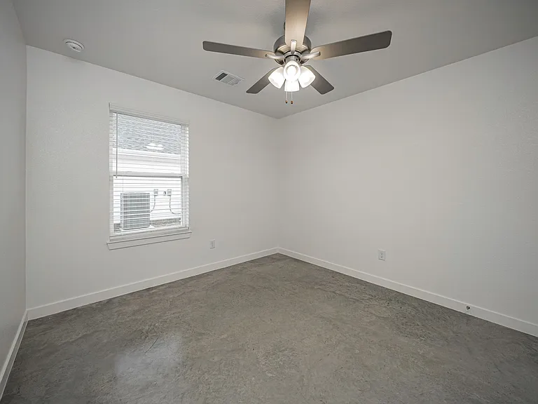 1250 Croft Ln — Photo 31