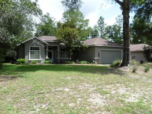 9419 N Country Club Way, Citrus Springs, FL 34434