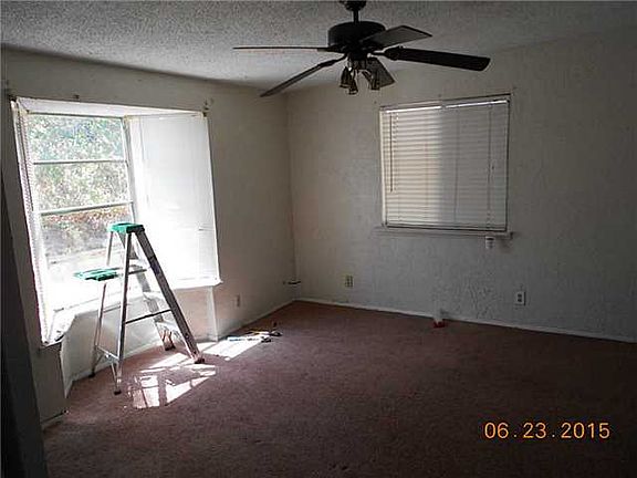 4th image of 9352 Nottingham Dr