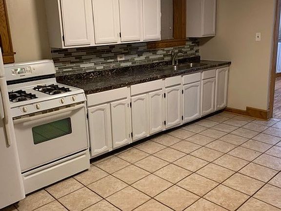 2nd image of 3649 S Union Ave Unit 1F-2R