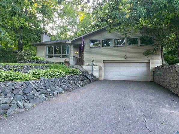 463 Hartley Pl, Duluth, MN 55803