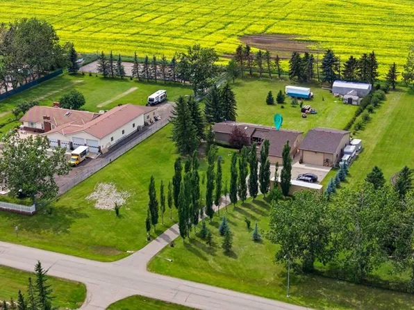 97 Delrich Mdw, Rocky View County, AB T1Z 0K7
