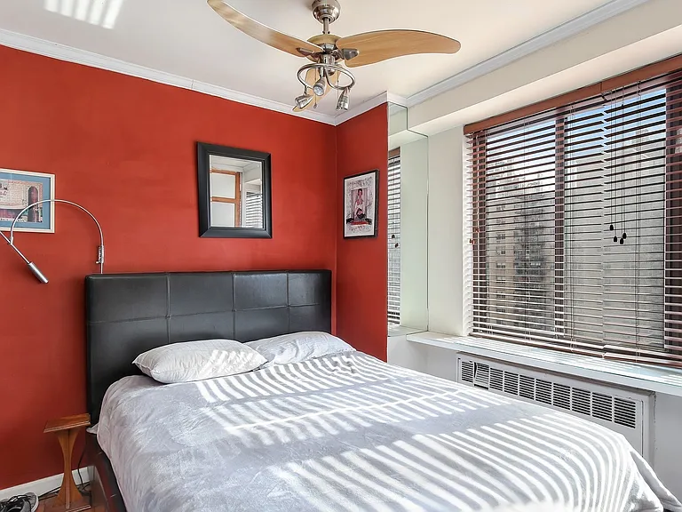 382 Central Park W #10F — Photo 4