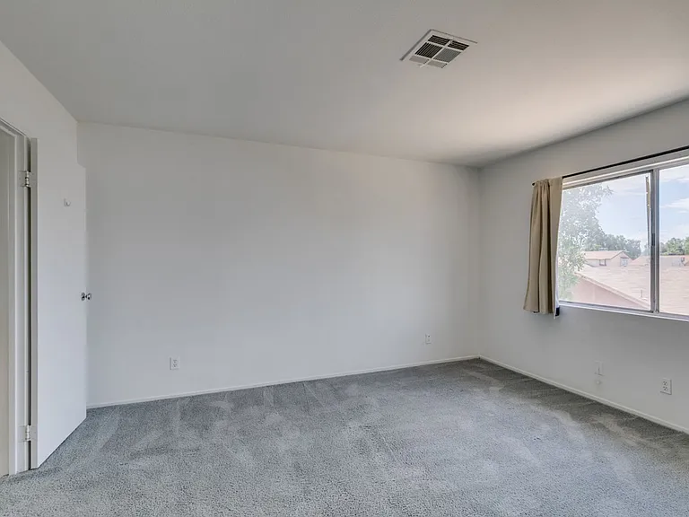 4335 Galore Ave — Photo 30