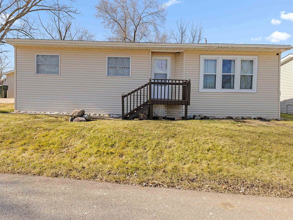 1st image of 403 Mead Dr