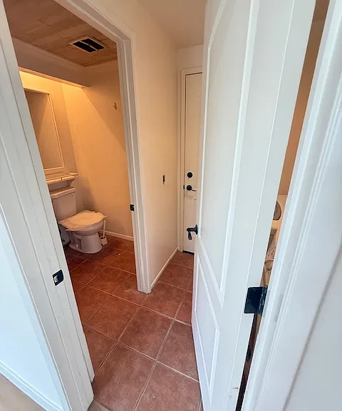 23 Deerwood E — Photo 22