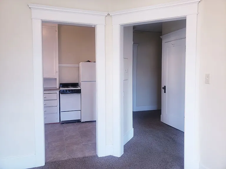 207 Yakima St — Photo 32