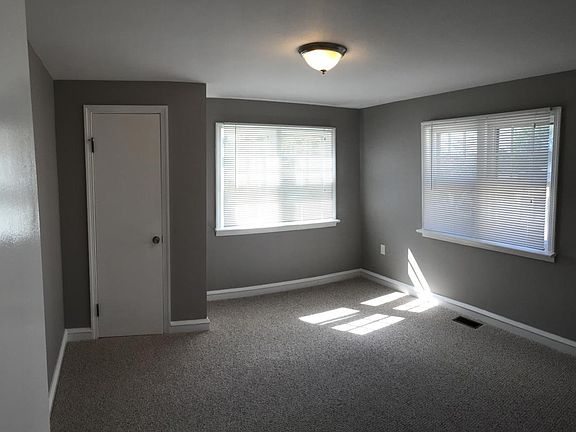 1st Floor Bedroom Left