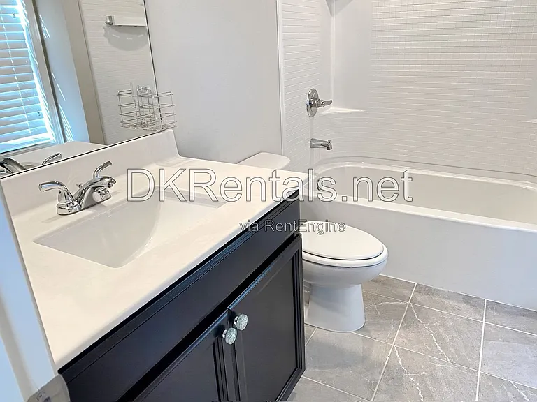 582 Warrenton Run Dr — Photo 34