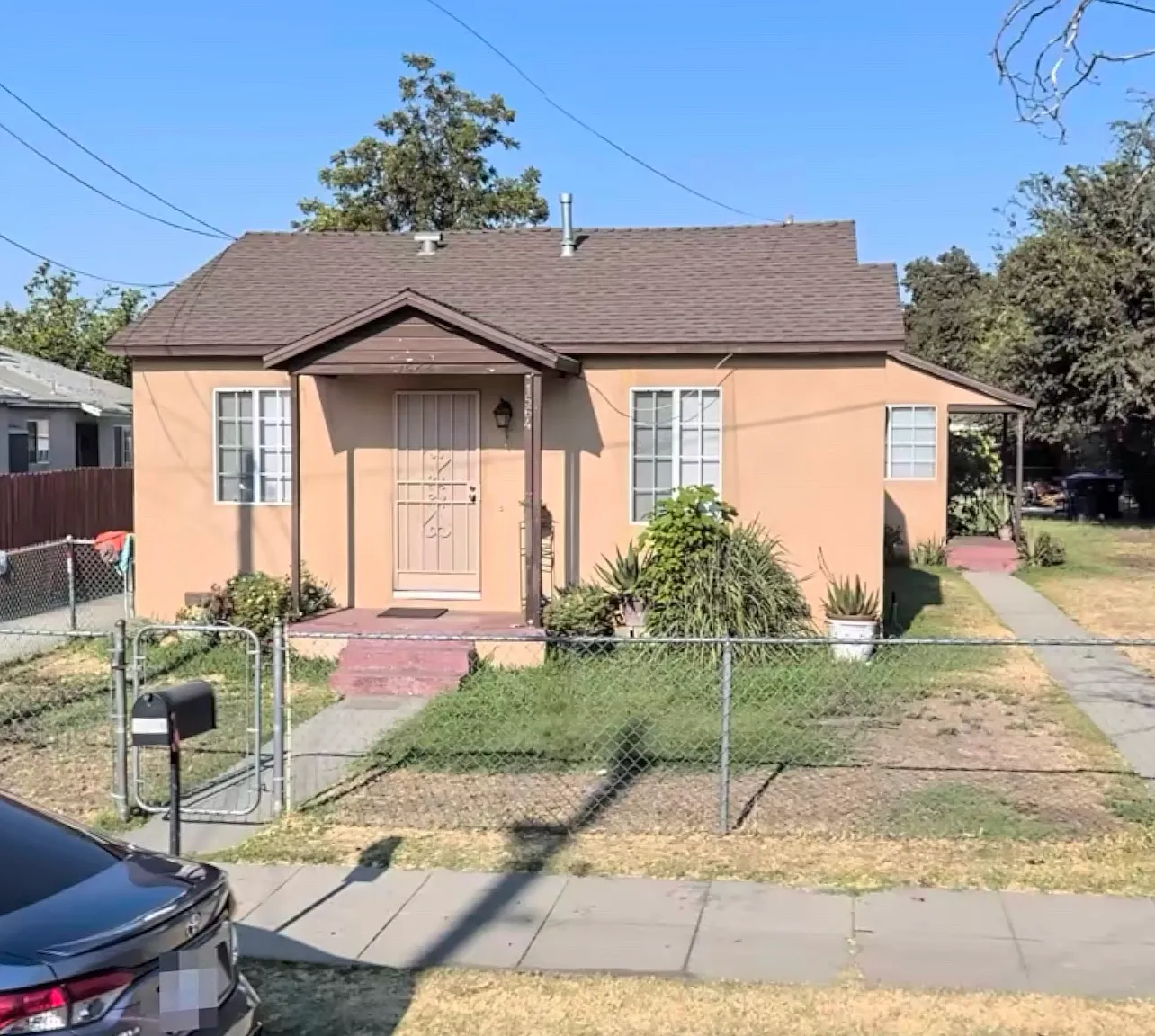 2 bed, 1643 sqft, $2,200 — Photo 2