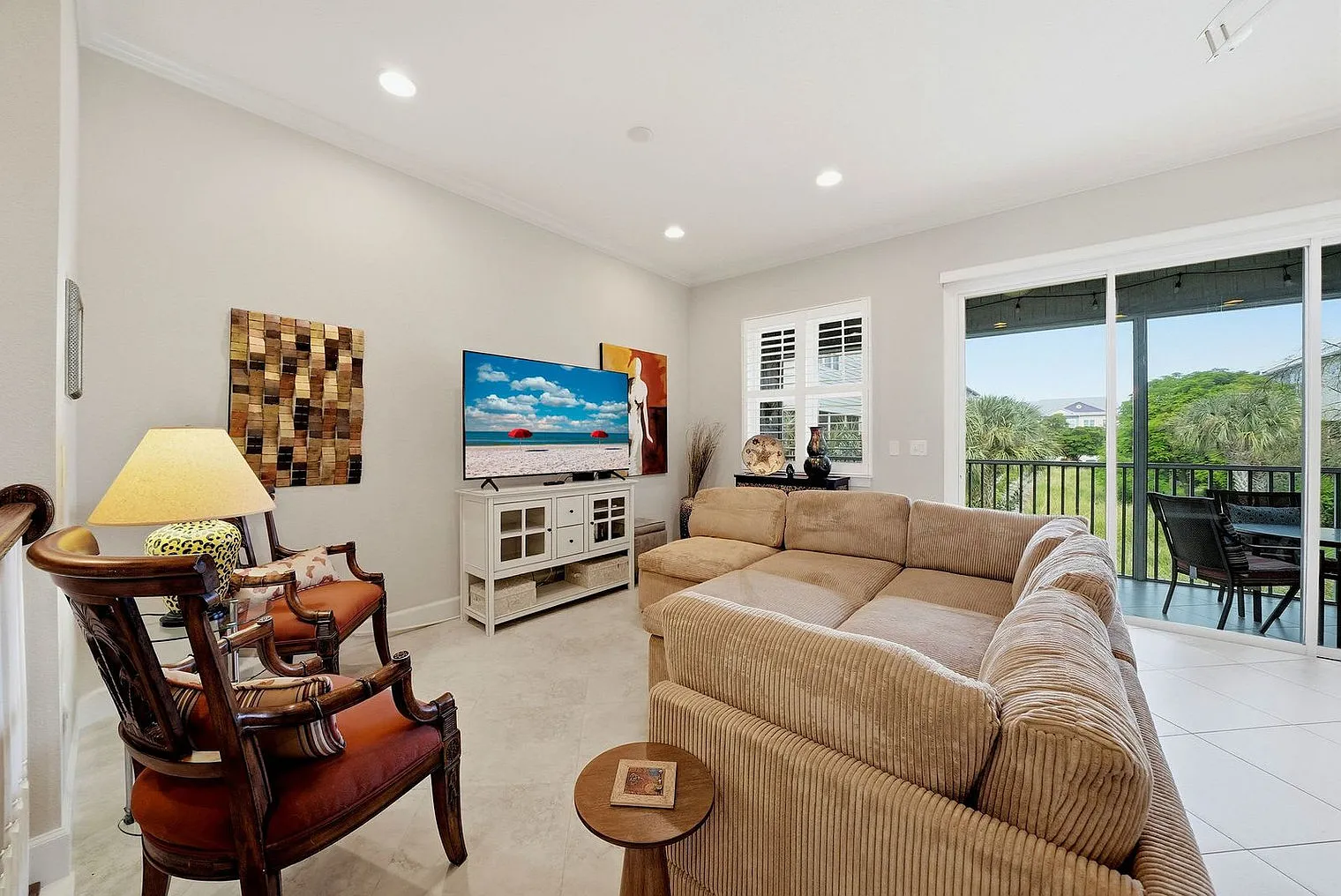 4 bed, 3.0 bath, $5,996 — Photo 3