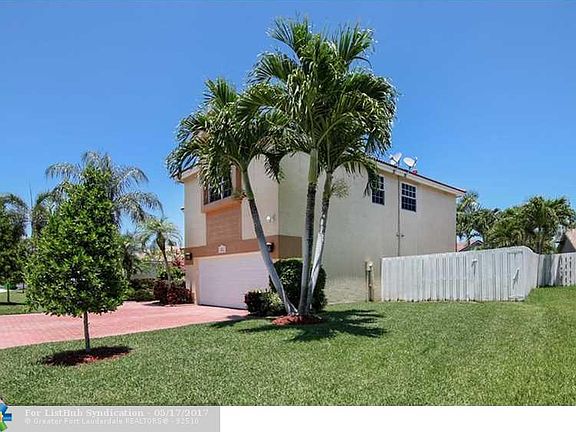 3rd image of 1318 NW 129th Way