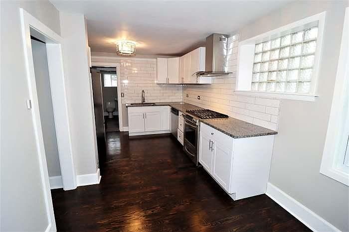 1st image of 1638 N 39th Ave
